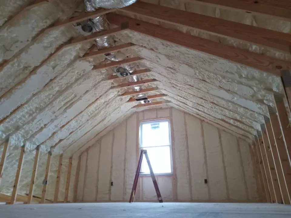 Spray foam roofing application for Crawl Space Insulation project in Texas
